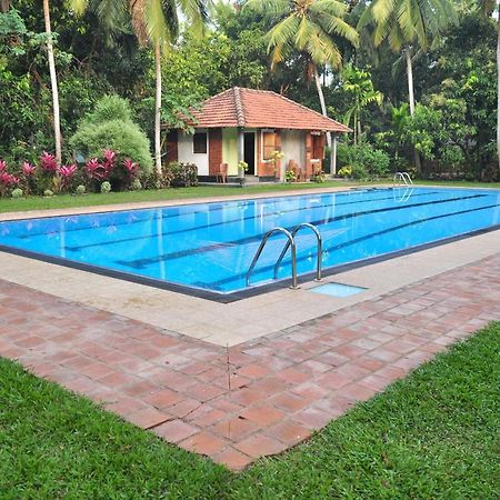Soba Lanka Holiday Resort Melsiripura Екстериор снимка