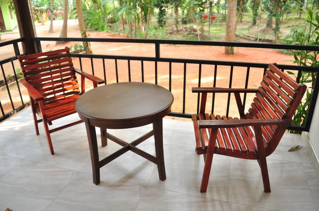 Soba Lanka Holiday Resort Melsiripura Екстериор снимка