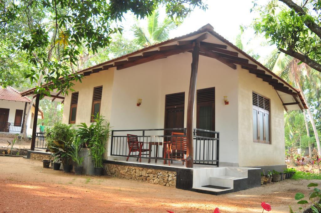 Soba Lanka Holiday Resort Melsiripura Екстериор снимка
