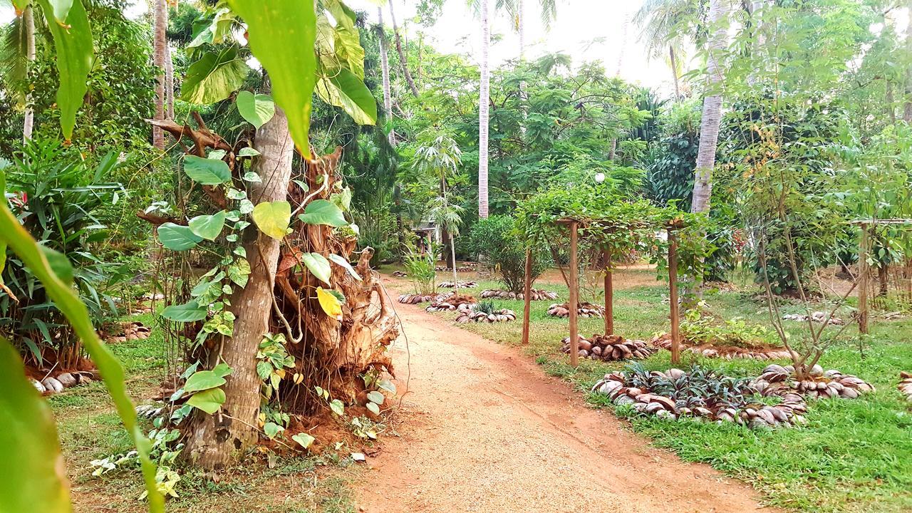 Soba Lanka Holiday Resort Melsiripura Екстериор снимка